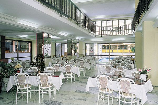 Deniz Otel Kuşadası Şehir Merkezi